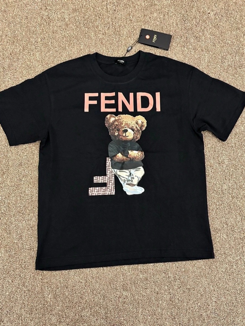 Fendi Teddy Bear Graphic T-Shirt Short Sleeve T-Shirt medium